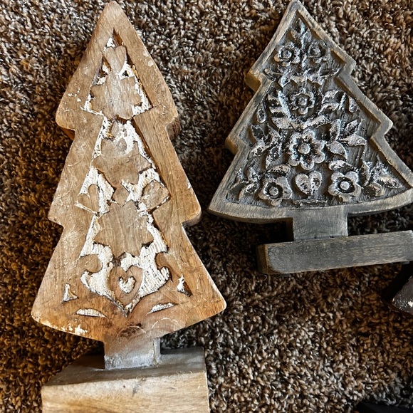 Rustic Wooden Holiday Tree Decor Set - Brown and Black - Picture 3 of 8